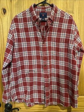 Saddlebred Red and White Plaid Button-Down Shirt with Chest Pocket